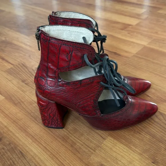 Freebird by Steven Red Croc-Embossed Lace-Up Heels - Picture 4 of 6